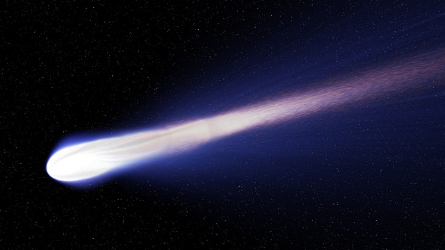Un cometa en el espacio estrellado.